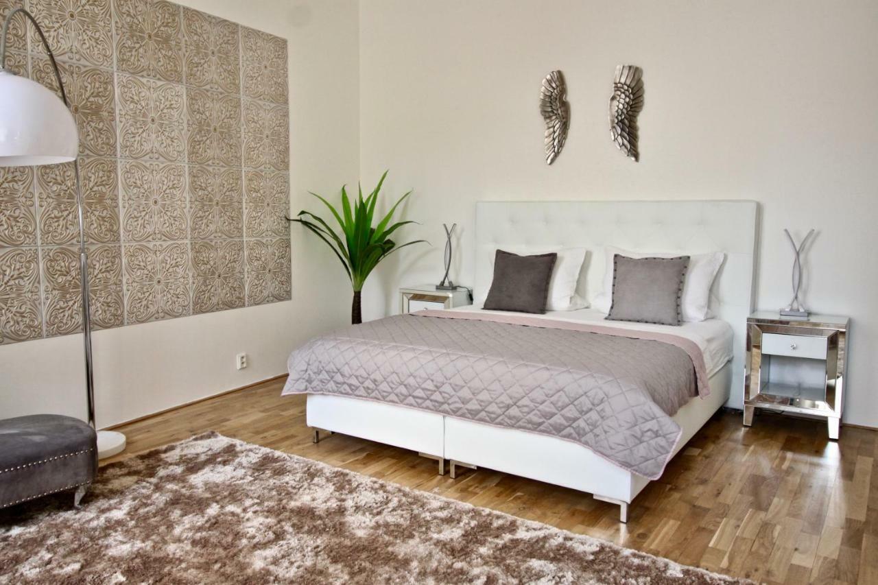 New Design & Style Apartment Old Town Xxl ปราก ภายนอก รูปภาพ