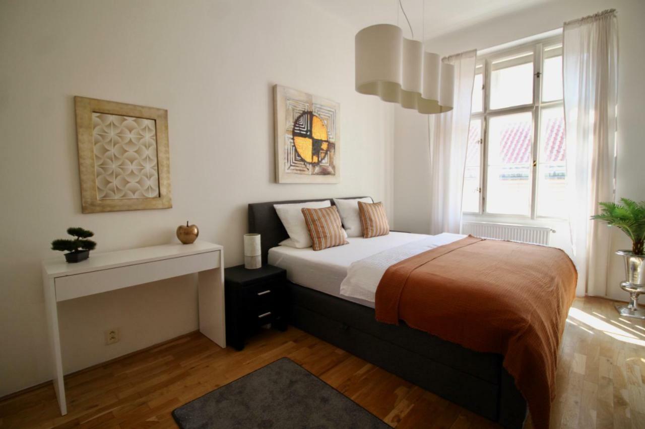 New Design & Style Apartment Old Town Xxl ปราก ภายนอก รูปภาพ